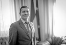 Павлоградському ліцею пропонують присвоїти ім’я Євгенія Єніна