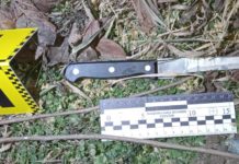 У Павлограді біля супермаркету чоловіка вдарили ножем