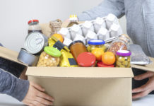 Переселенців в Павлограді запрошують отримати гуманітарні набори від Уряду