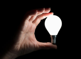 У Павлограді планово вимикатимуть світло: де і коли?