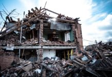 Про обстріл Павлограда: «До сьогоднішньої фатальної ночі у цьому будинку жило літнє подружжя…»