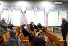 У Павлограді провели зустріч міської влади постраждалими від ракетного удару