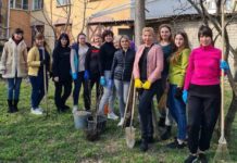 У Павлограді проводять акцію «Посади дерево Перемоги!»