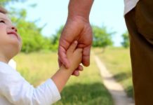 Павлоградців запрошують стати патронатними вихователями