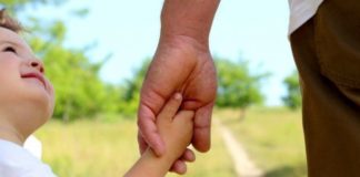 Павлоградцям пропонують стати патронатними вихователями