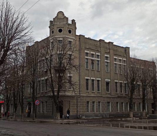 У Павлограді продають історичну будівлю