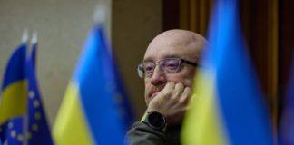 У Міноборони пропонують відмінити строкову службу. Що замість неї?