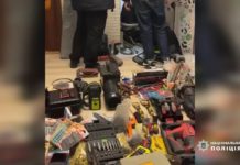 У Павлограді затримали крадія, який обікрав десятки магазинів (ВІДЕО)