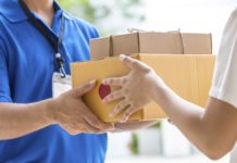 Кабмін заборонив українцям пересилати поштою деякі речі: список