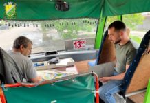 В Павлограді деякі водії автобусів палять у салоні