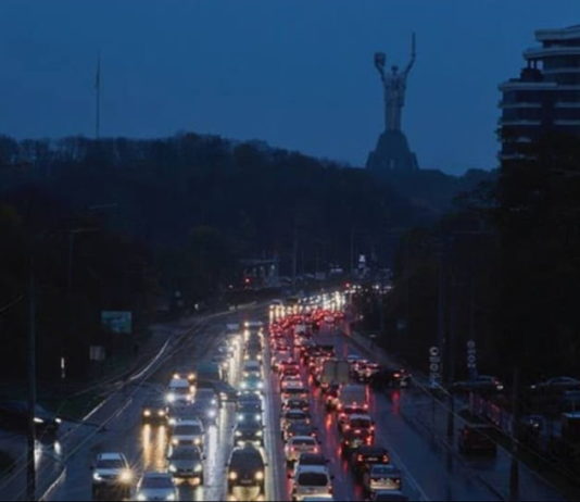Урядовець розповів, скільки можуть тривати відключення світла