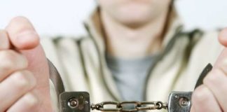 У Павлограді грабіжник побив двох продавчинь «Аврори»