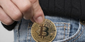 На Дніпропетровщині поліцейські привласнили 120 тис. $ криптовалютою