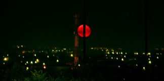 Як виглядав Супермісяць над Павлоградом