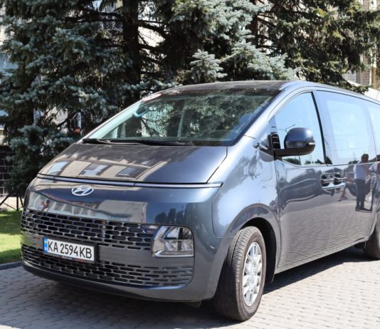 Павлограду передали «соціальне таксі» для маломобільних людей (ФОТО)