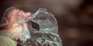 На Дніпропетровщині двоє підлітків задушили себе пакетами