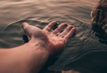 Підліток зламав ноги: на Дніпровщині за місяць сталося два нещасні випадки на воді