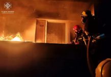 У Павлограді вогнеборці врятували чоловіка