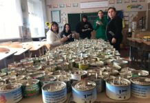 Павлоградський ліцей робить окопні свічки та сухі борщі