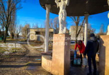 На вул. Кравченка запрацювала колонка