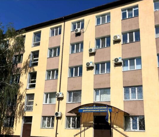 У Павлограді взяли під варту чоловіка, який скоїв розбійний напад