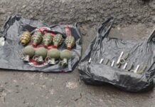 На блокпосту в Павлограді зупинили машини зі зброєю (ФОТО)