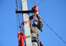 У Павлограді енергетики застосовують унікальну технологію ремонтів