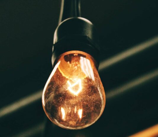 У Павлограді на деяких вулицях планово вимикатимуть світло