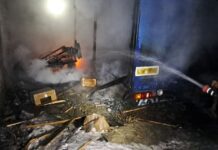 На Павлоградщині уламки шахеда впали на господарство