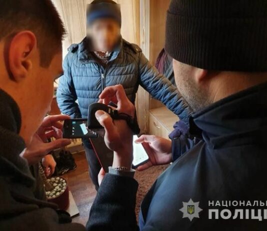 Поліція Павлограда викрила трьох антиукраїнських пропагандистів