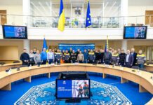 Відзначили енергетиків і комунальників, що повертали світло