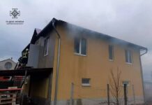 У Павлограді горів двоповерховий будинок