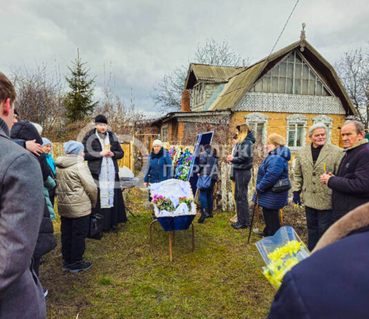 «Ми попрощалися з такою видатною людиною»: у Павлограді поховали Народного майстра України