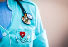 З яким лікарем можна оформити декларацію у Павлограді