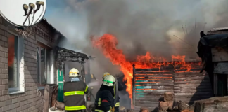 У Павлограді горіла господарча споруда