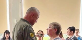 У Павлограді нагородили посмертно трьох захисників