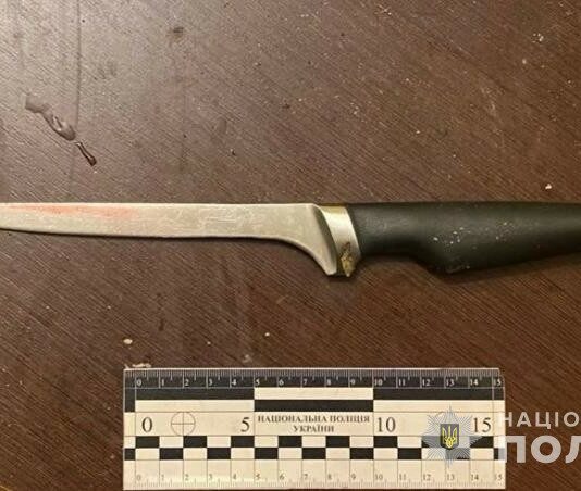 Накинувся з ножем: у Павлограді затримали зловмисника