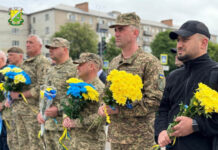 У Павлограді 8 травня нагородили посмертно загиблих героїв