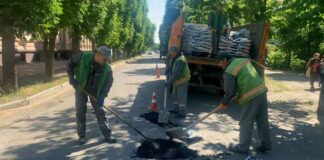 У Павлограді полагодили асфальт на одній з вулиць