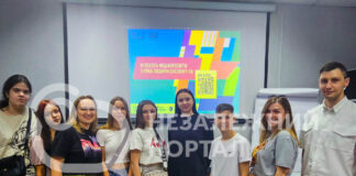 У Павлограді подивилися фільм та обговорили його з героєм ― Дмитром «Орестом» Козацьким
