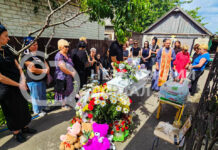 «Дідусю, я приїду на канікули…»: у Павлограді попрощалися з 9-річною Валерією, яку вбили у Німеччині