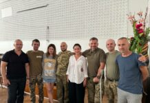 В лікарні Павлограда заспівав «культурний десант»