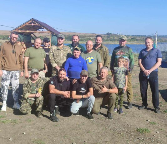 Риболовля та спілкування з тваринами: павлоградські ветерани продовжують проходити реабілітацію