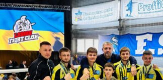Павлоградці вибороли медалі з кікбоксингу