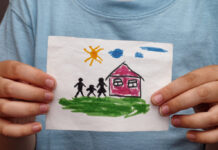 Стало відомо, скільки дітей у Павлограді залишаються без батьківського піклування