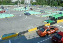 У Павлограді хочуть заборонити навчати водіїв на дорогах ― тільки на автодромі