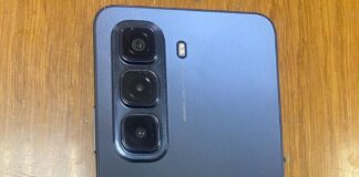 У Павлограді чоловік вкрав дві мобілки у магазині