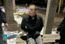 14-літнього павлоградця затримали за замах на підпал автомобіля військовослужбовця ЗСУ