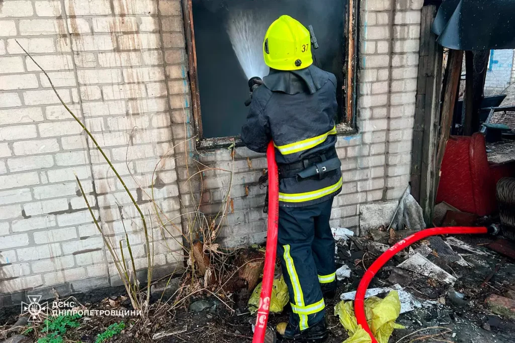 На Павлоградщині горів житловий будинок