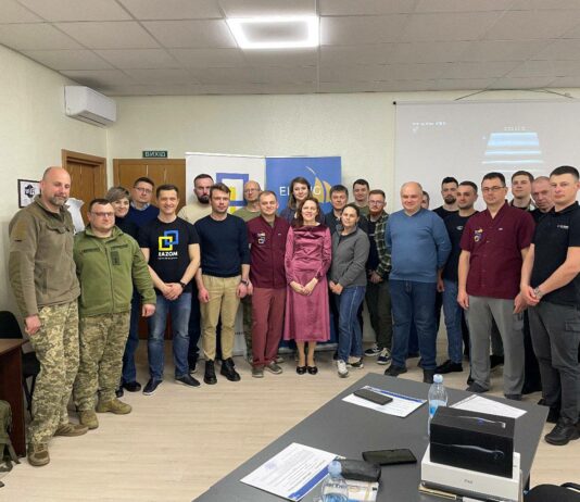 Лікарі Павлоградської лікарні пройшли навчання і отримали обладнання